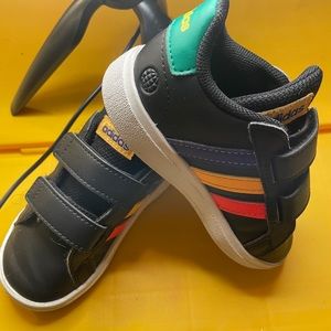 Adidas Grand Court 2.0